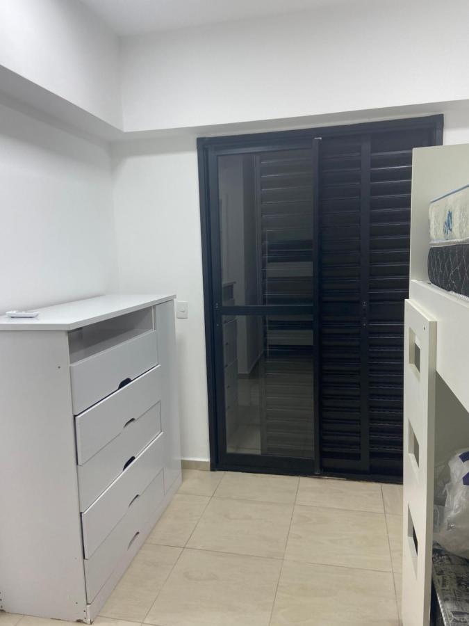 NOVO Capitânia Varam 2, dois dormitórios, piscina, churrasqueira, duas vagas de garagem Guarujá Exterior foto